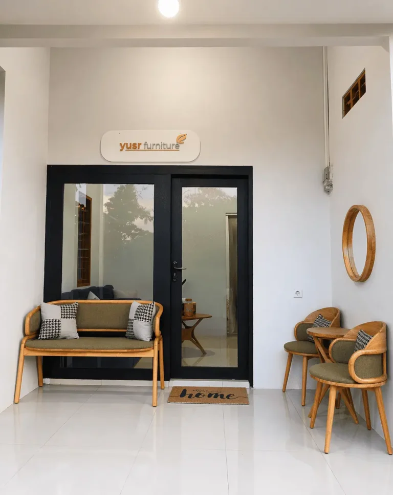 kantor layanan yusr furniture jepara